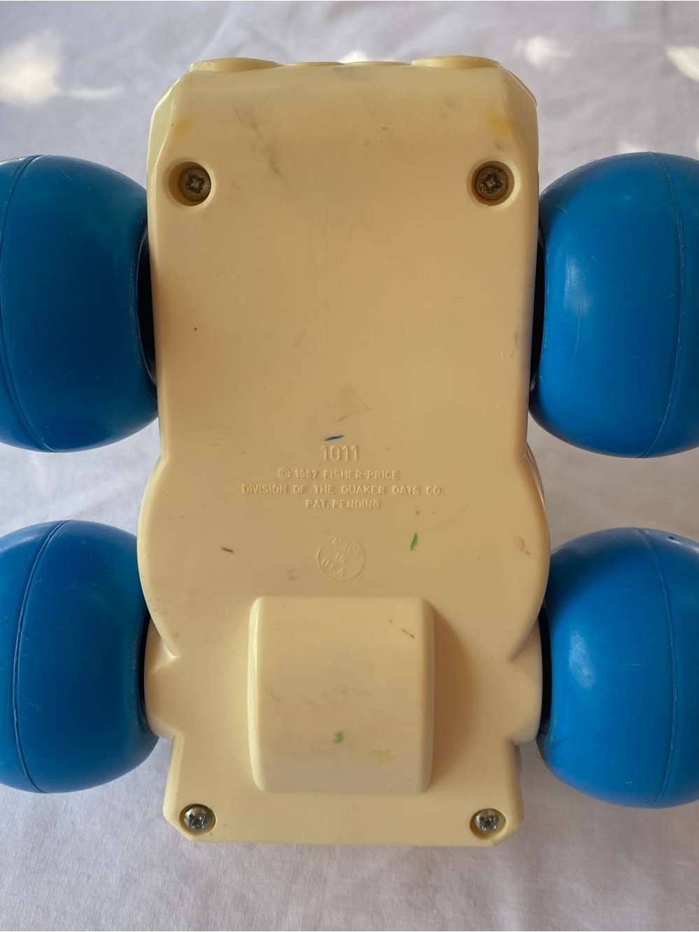 Vintage Fisher Price Pop Up Bear Toy 1987 Rolling Ball Popper - Picture 5 of 7